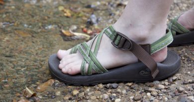 What To Consider When Choosing Hiking Sandals Hiking Sandals