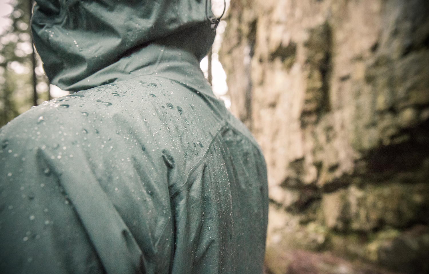 What Does It Mean If A Jacket Is Water Resistant Hunt Hike Magazine