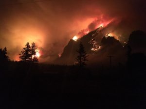 More than 150 Hikers Rescued from Oregon Wildfire
