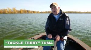 Another look at a top all-American bass-fishing presentation: wacky rigging 